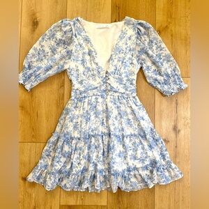 Altar'd State Dress Women’s Size Medium Blue White Floral Mini Tiered